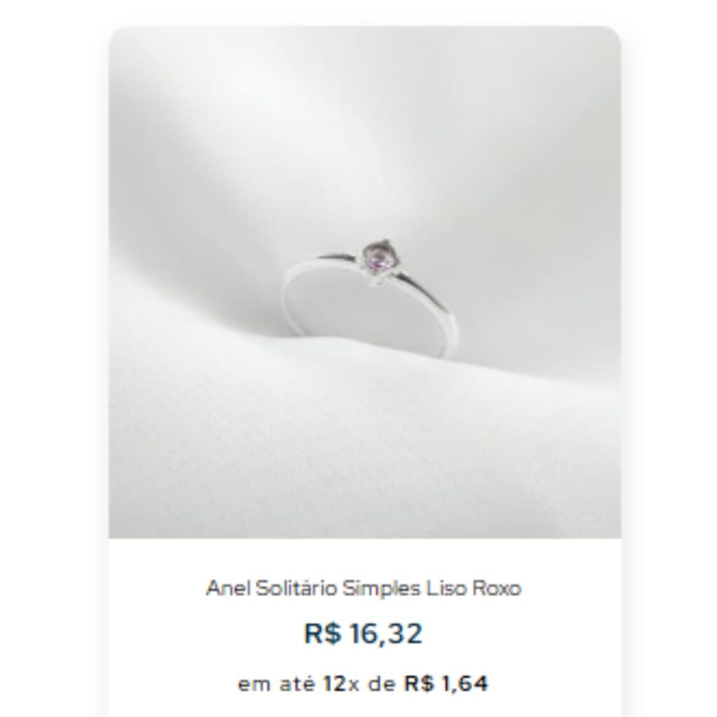 Visão interna de uma fábrica de joias mostrando o processo de banho e acabamento das peças.