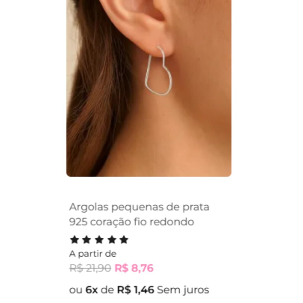 Foto estilo smartphone de mix de anéis e pulseiras seguindo tendências de moda atuais.